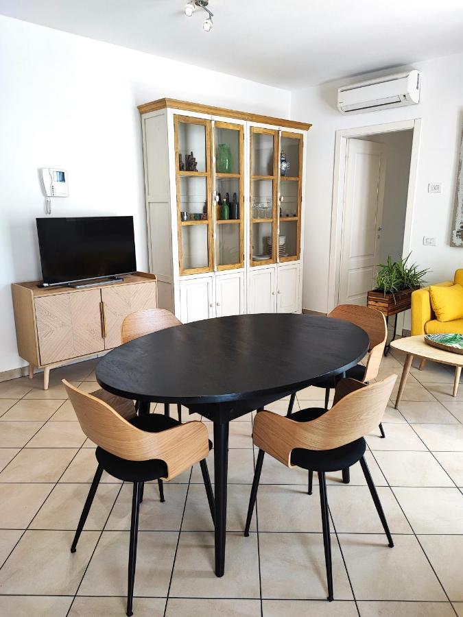 Il Melograno Apartment Прато Екстериор снимка